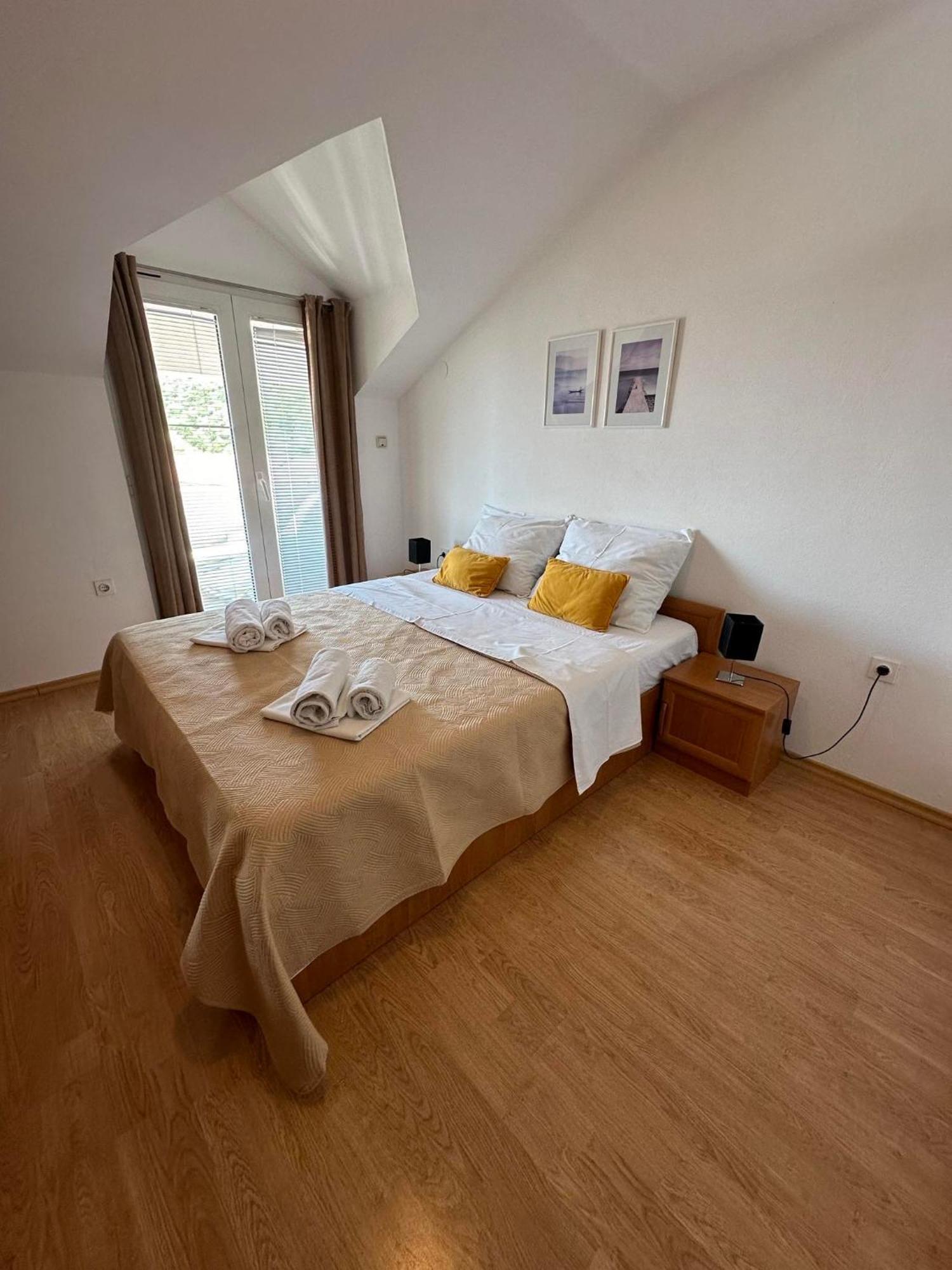 Apartmani Ljubica, Murter Exterior foto